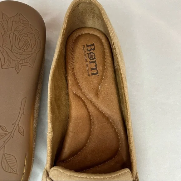 Born Mirror Flats Taupe Suede Loafers Comfort Shoes BNWOT Size 10 M/ W - Picture 6 of 6